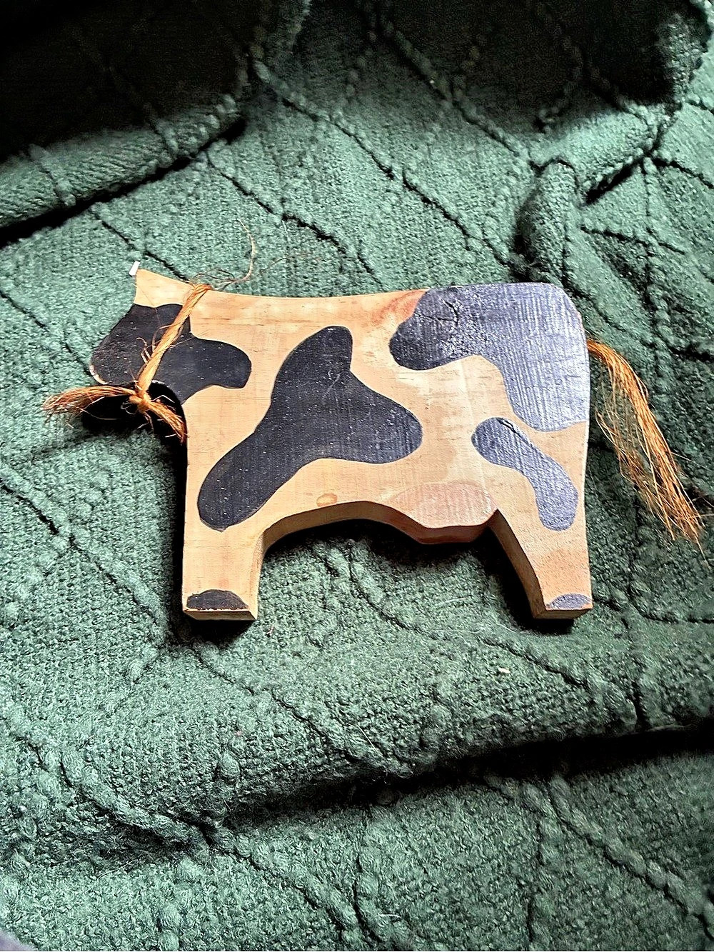 Primitive Wooden Cow Decor